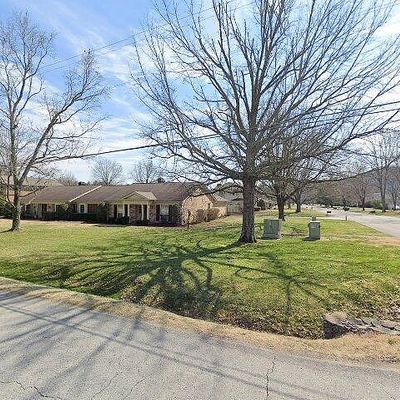 193 Boxwood Dr, Franklin, TN 37069