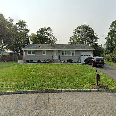 22 Valley View Dr, Mine Hill, NJ 07803