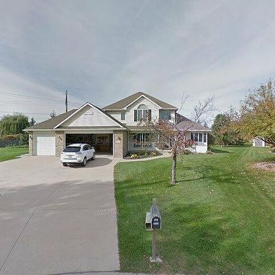 2202 W Prairie Creek Dr, Neenah, WI 54956