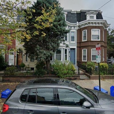 2203 Bainbridge St, Philadelphia, PA 19146