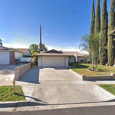 22205 Lark St, Grand Terrace, CA 92313