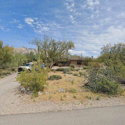 2225 E Camino El Ganado, Tucson, AZ 85718