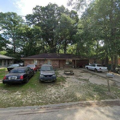 225 S Abrams Ave, Picayune, MS 39466