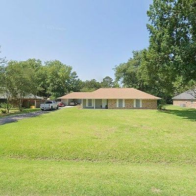 227 Pecan Ave, New Roads, LA 70760