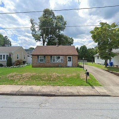 23 Commerce St, Taneytown, MD 21787