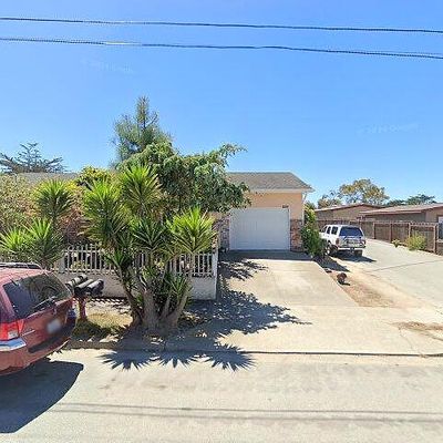 230 Mortimer Ln, Marina, CA 93933