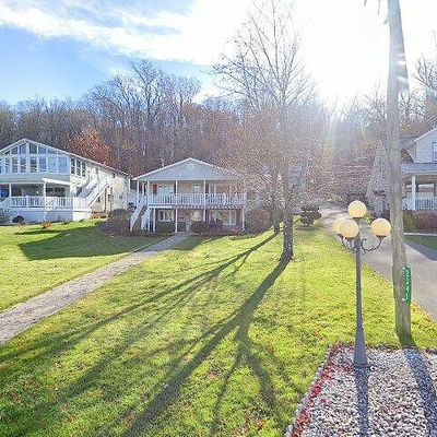 2341 Lakeside Dr, Harveys Lake, PA 18618