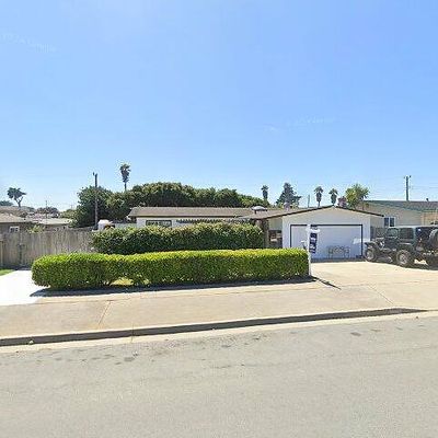 236 Harben Cir, Marina, CA 93933