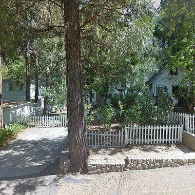 23967 Park Ln, Crestline, CA 92325