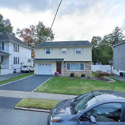 24 Bergen Ave, Waldwick, NJ 07463