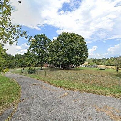 240 Blackford Rd, Cunningham, TN 37052