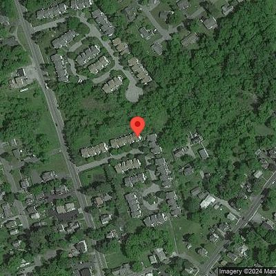 21 Weatherhill Rd, Hamburg, NJ 07419