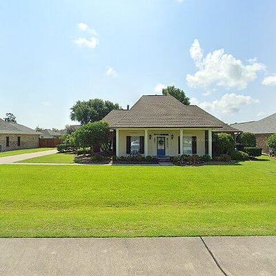 210 Davis Dr, Thibodaux, LA 70301