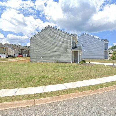 212 Hawthorn Trl, Macon, GA 31210