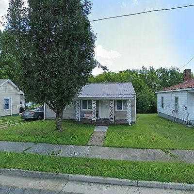 215 Chalmers St, South Boston, VA 24592