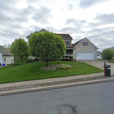 215 Blueberry Dr, Duryea, PA 18642