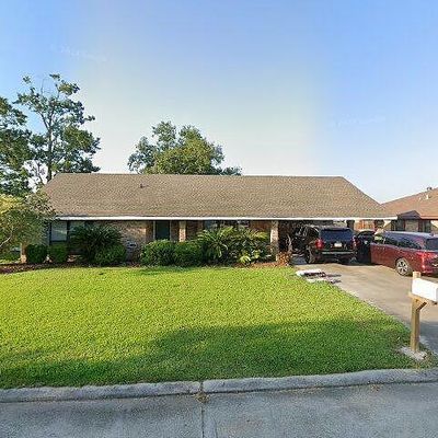 216 Lake Crescent Cir, Houma, LA 70360