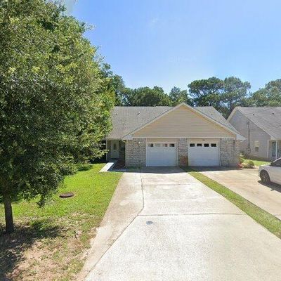 2170 Tom St, Navarre, FL 32566