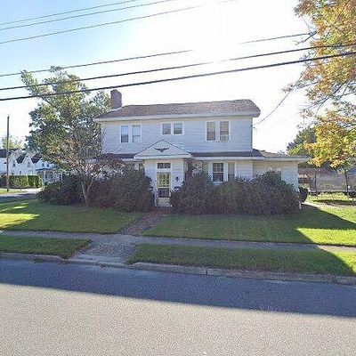 218 Pleasant St E, Hammonton, NJ 08037