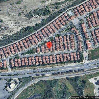 21951 Moveo Dr, Santa Clarita, CA 91350