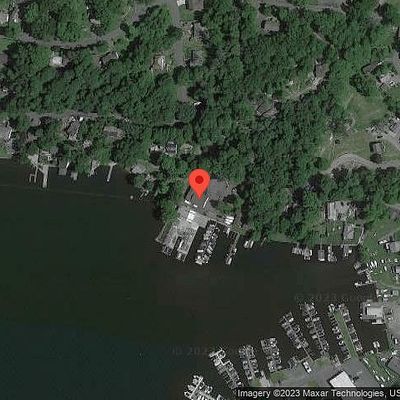 22 Stonehenge Rd, Lake Hopatcong, NJ 07849