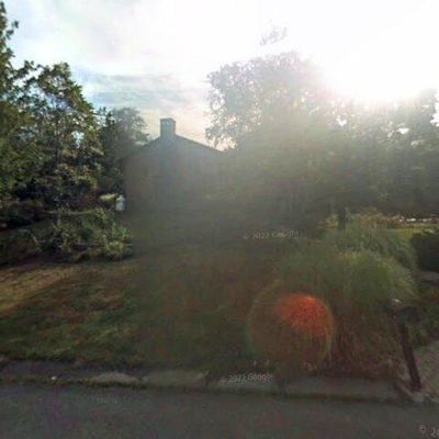 26 Old Gravity Rd, Carbondale, PA 18407