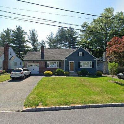 26 Whitman St, West Orange, NJ 07052