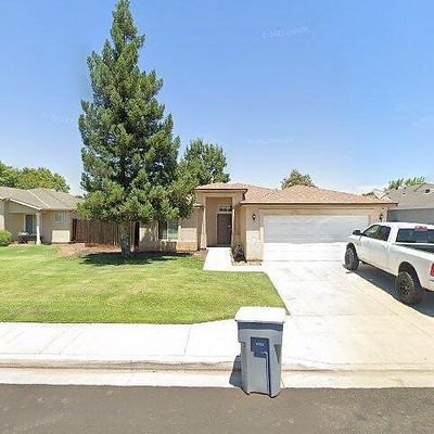 2637 Santa Ana Ave, Clovis, CA 93611