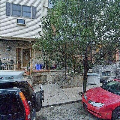 2644 S Warnock St, Philadelphia, PA 19148