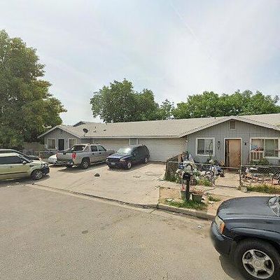 2645 W Robinson Ave, Fresno, CA 93705