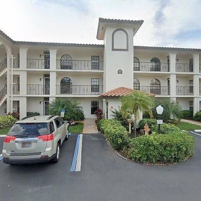 267 Deerwood Cir #6, Naples, FL 34113