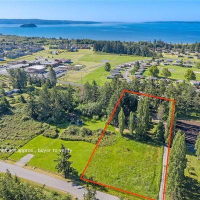 268 Valley Rd, Oak Harbor, WA 98277