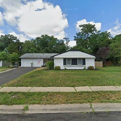 27 Fordham Dr, Matawan, NJ 07747