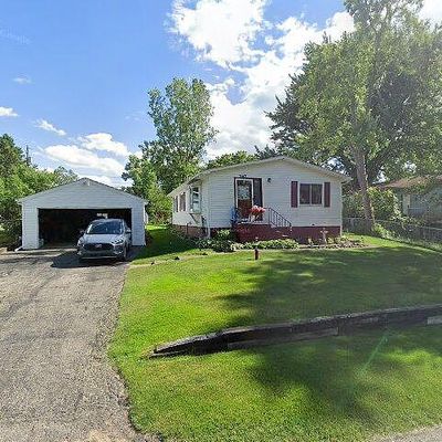 270 Arabelle St, Commerce Township, MI 48382