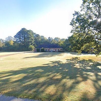 2715 Edgemont Cir, Tupelo, MS 38804