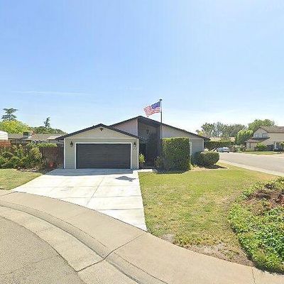 272 Curtiss Ct, Galt, CA 95632