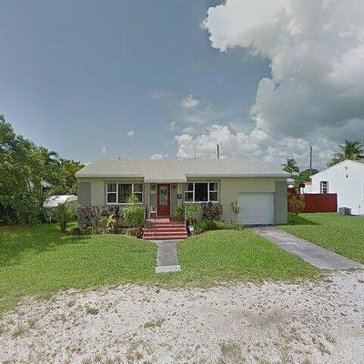 2720 Dewey St, Hollywood, FL 33020