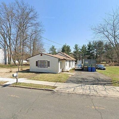 275 Girard Ave, Somerset, NJ 08873