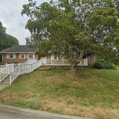 28 Bee St, Front Royal, VA 22630