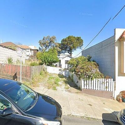 28 Redondo St, San Francisco, CA 94124