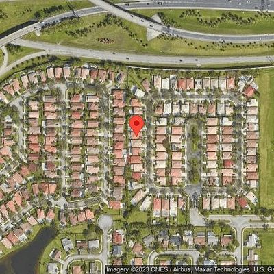 281 W Royal Cove Cir, Davie, FL 33325