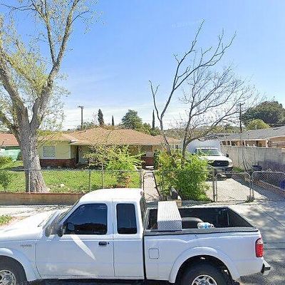 24110 Pine St, Newhall, CA 91321