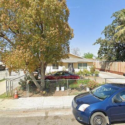 2422 Center St, Bakersfield, CA 93306