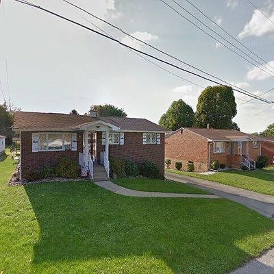 2425 Jodi Ave, Latrobe, PA 15650