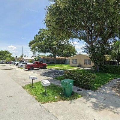 2439 Sw 42 Nd Ave, Fort Lauderdale, FL 33317