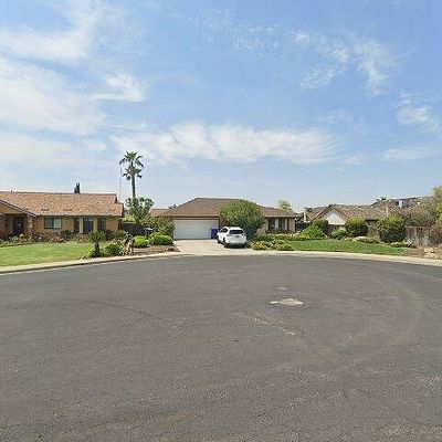 2472 Ash Ct, Hanford, CA 93230