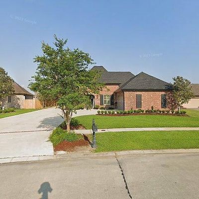 249 Port Royal Way, Houma, LA 70360