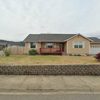 249 Ne Plum Ridge Dr, Winston, OR 97496