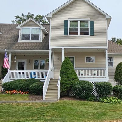 25 Copper Creek Circle #25, Newtown, CT 06470