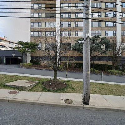 250 Gorge Rd Apt 20 E, Cliffside Park, NJ 07010